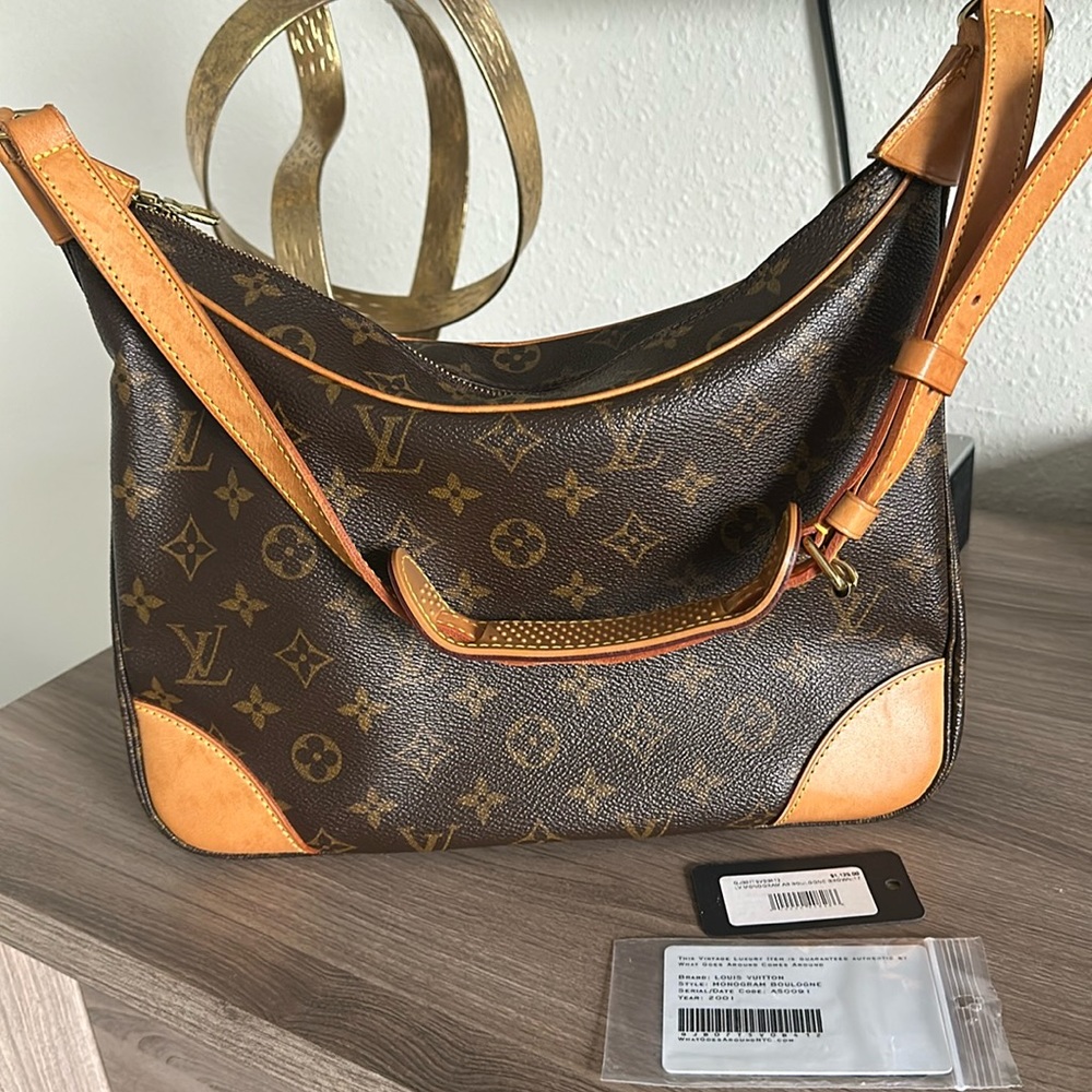 Vintage. Louis Vuitton Monogram Boulogne Zip Hobo Shoulder Bag.